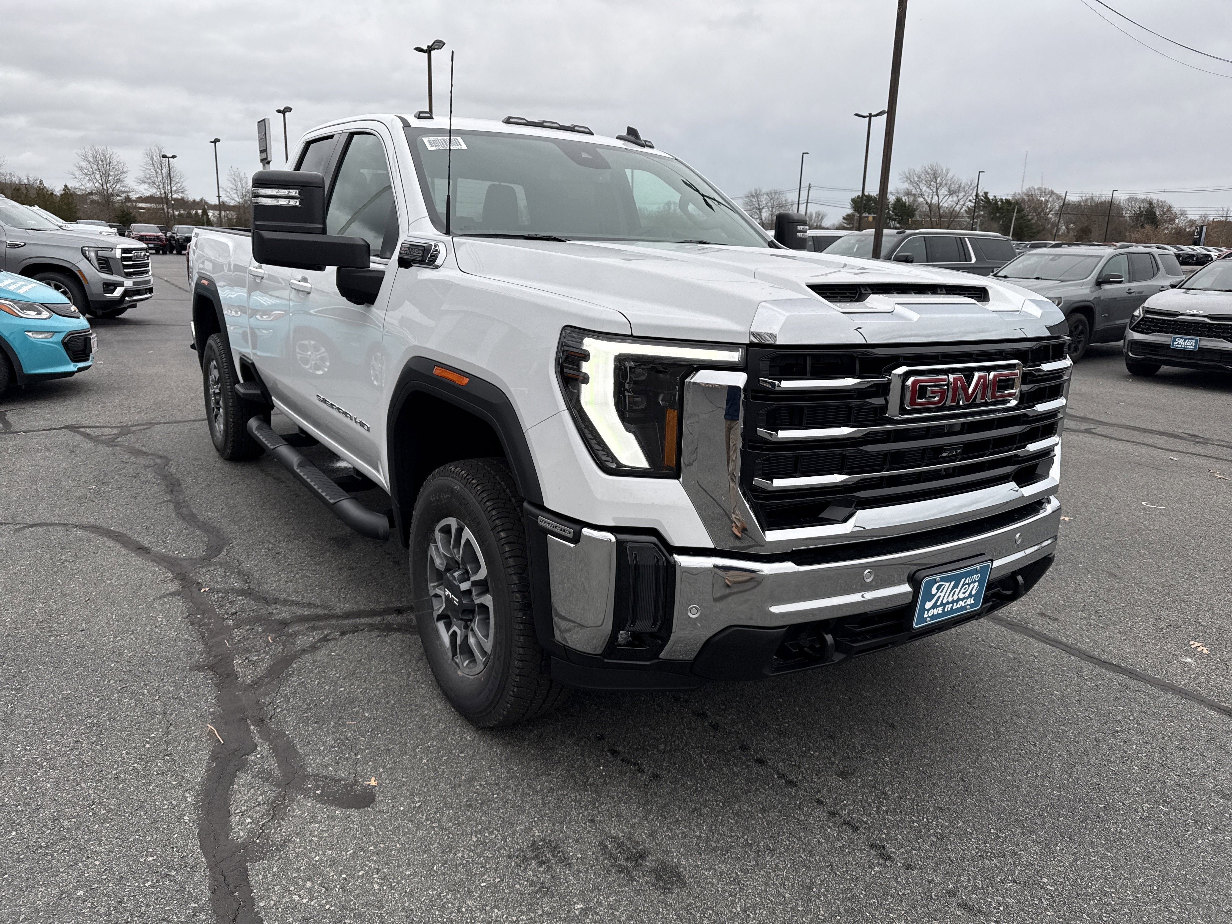 2026 GMC Sierra 2500 HD SLE