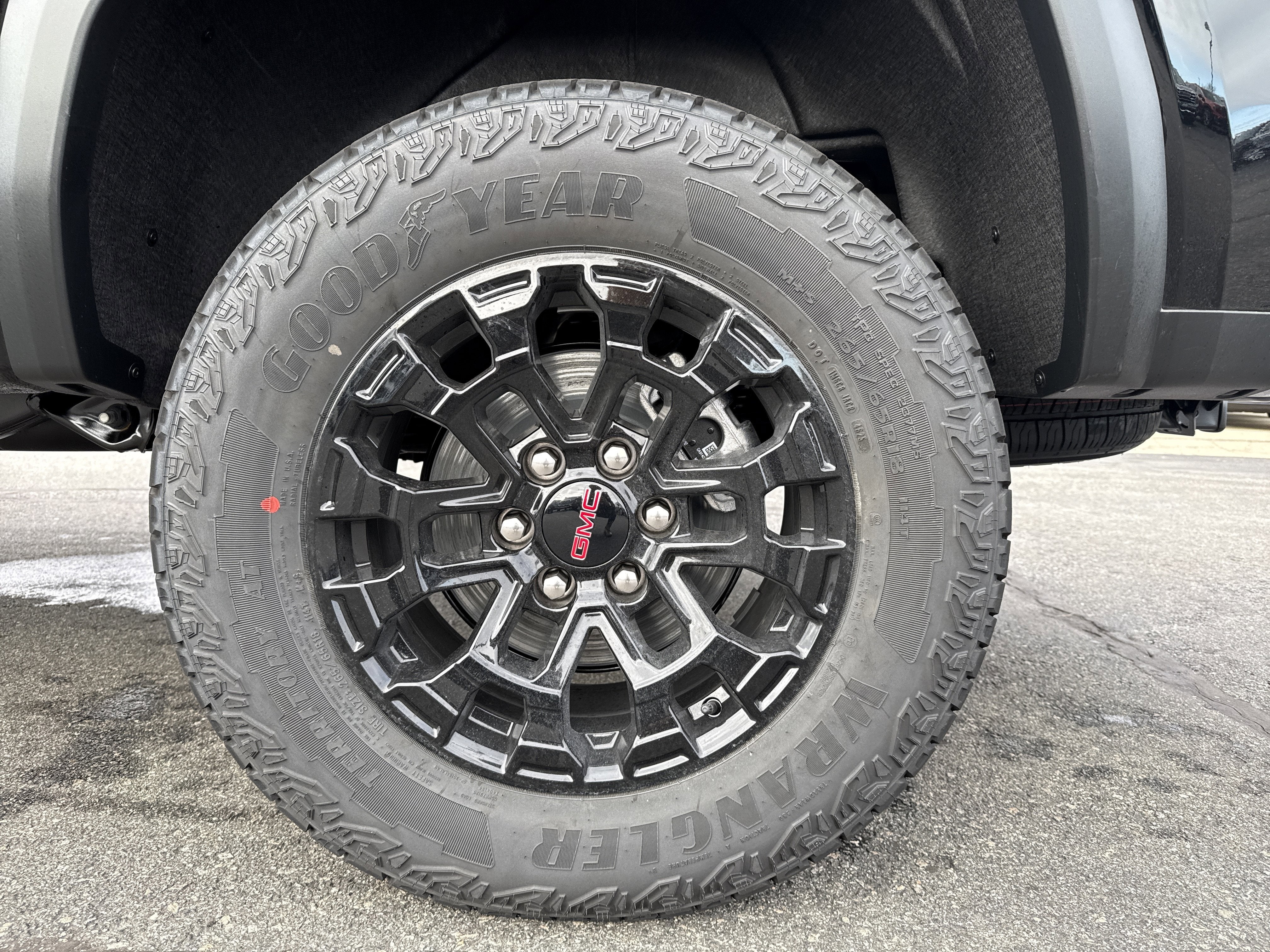 2026 GMC Canyon Elevation