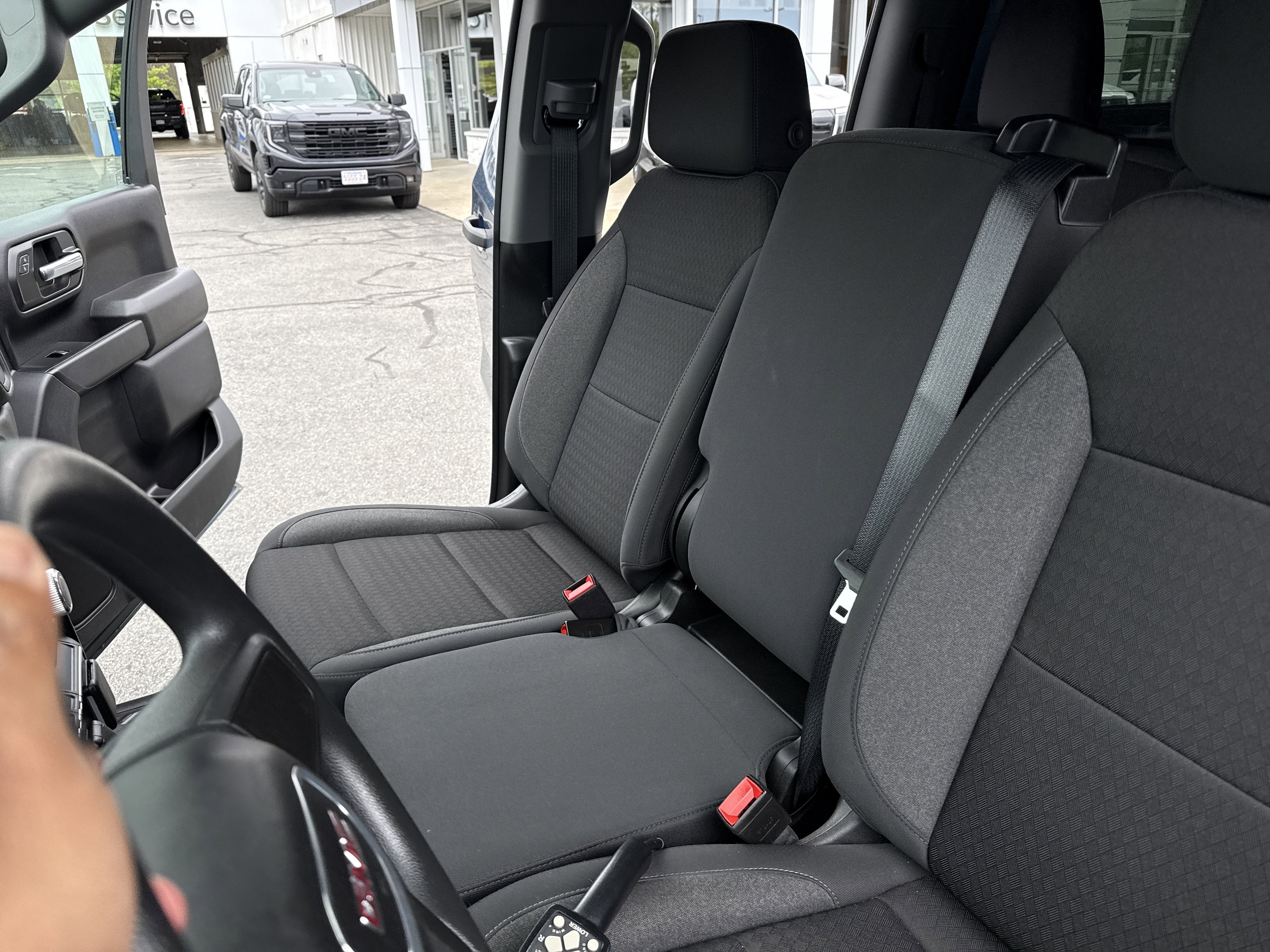 2024 GMC Sierra 1500 Pro