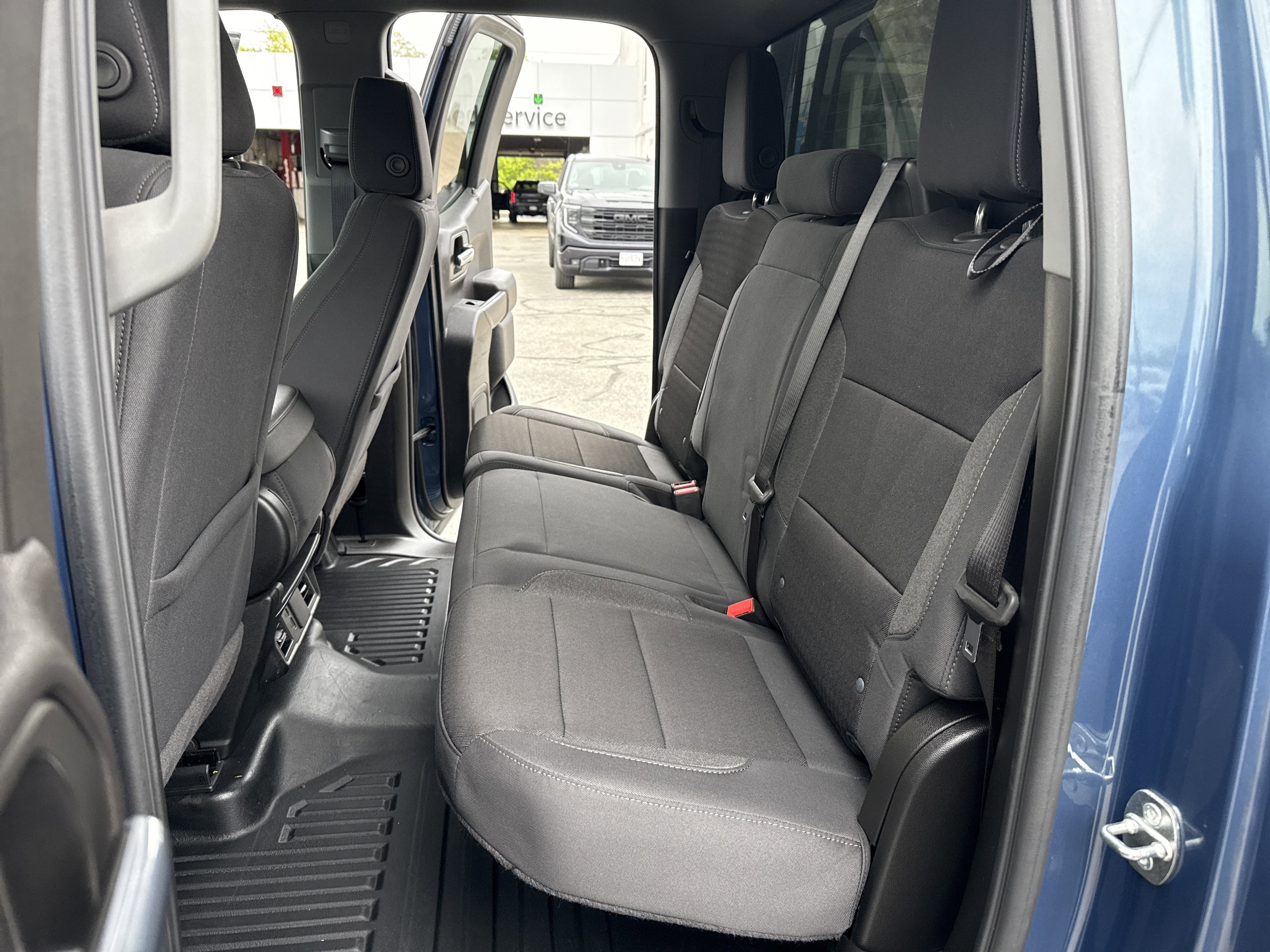 2024 GMC Sierra 1500 Pro