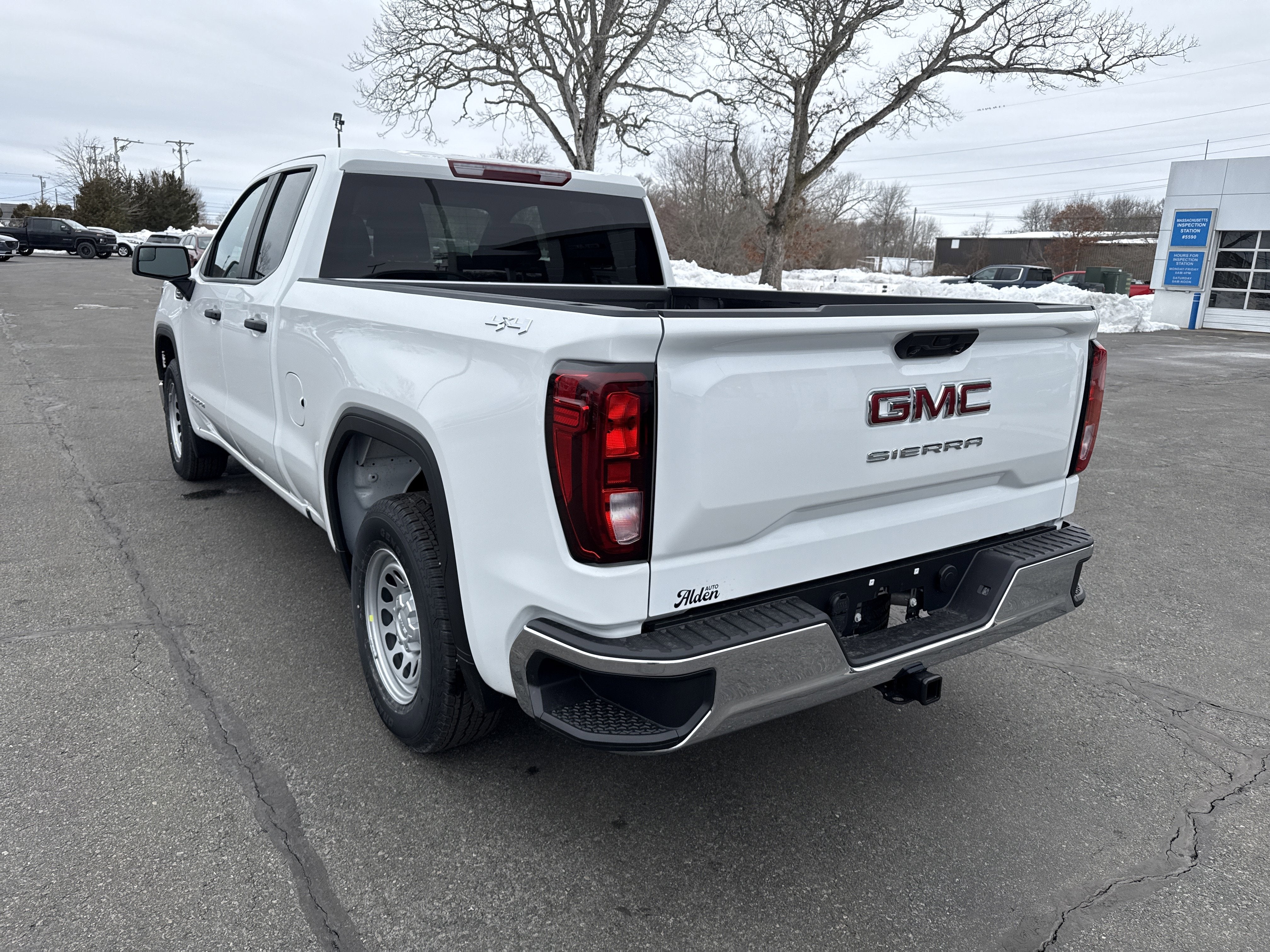 2026 GMC Sierra 1500 Pro