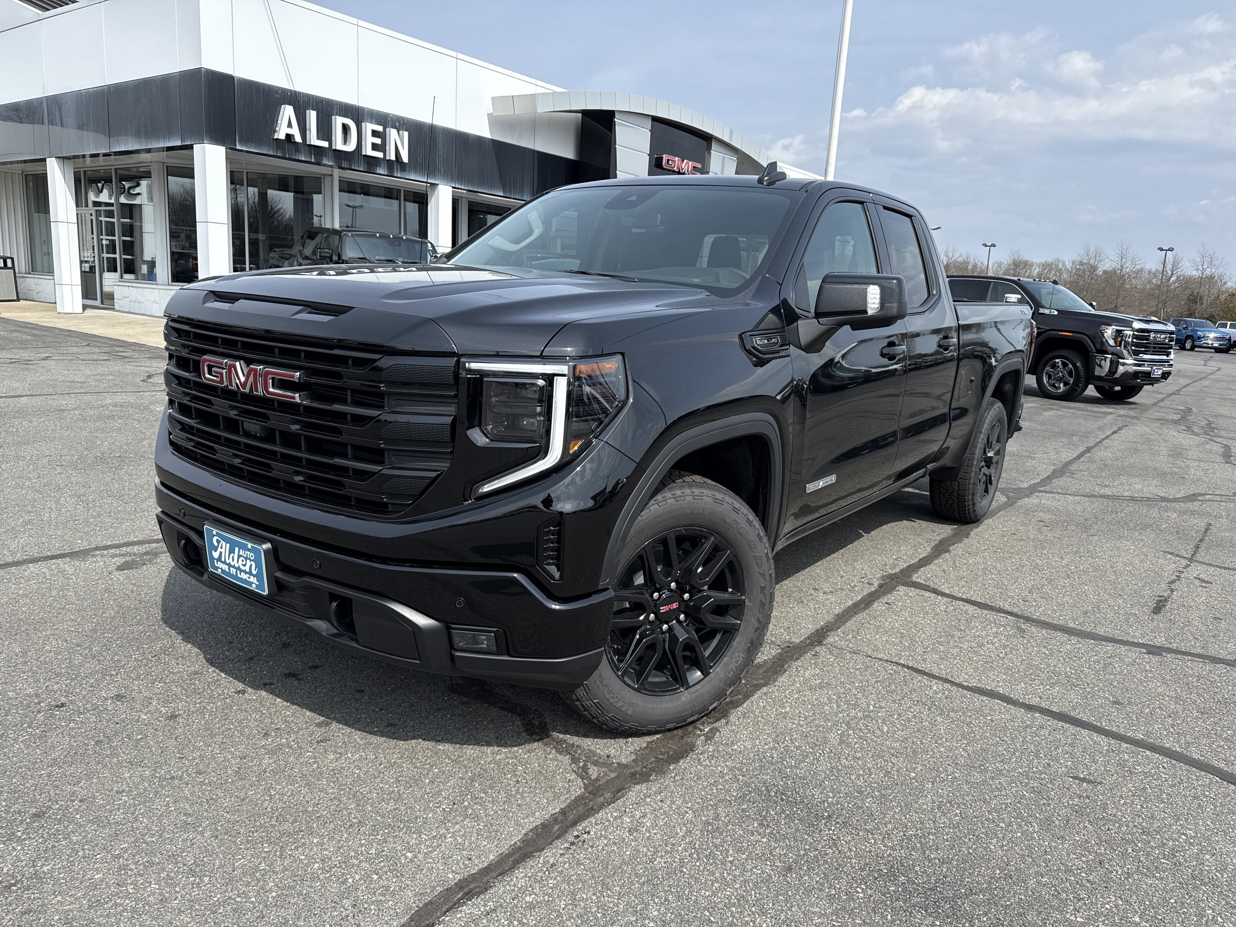 2026 GMC Sierra 1500 Elevation