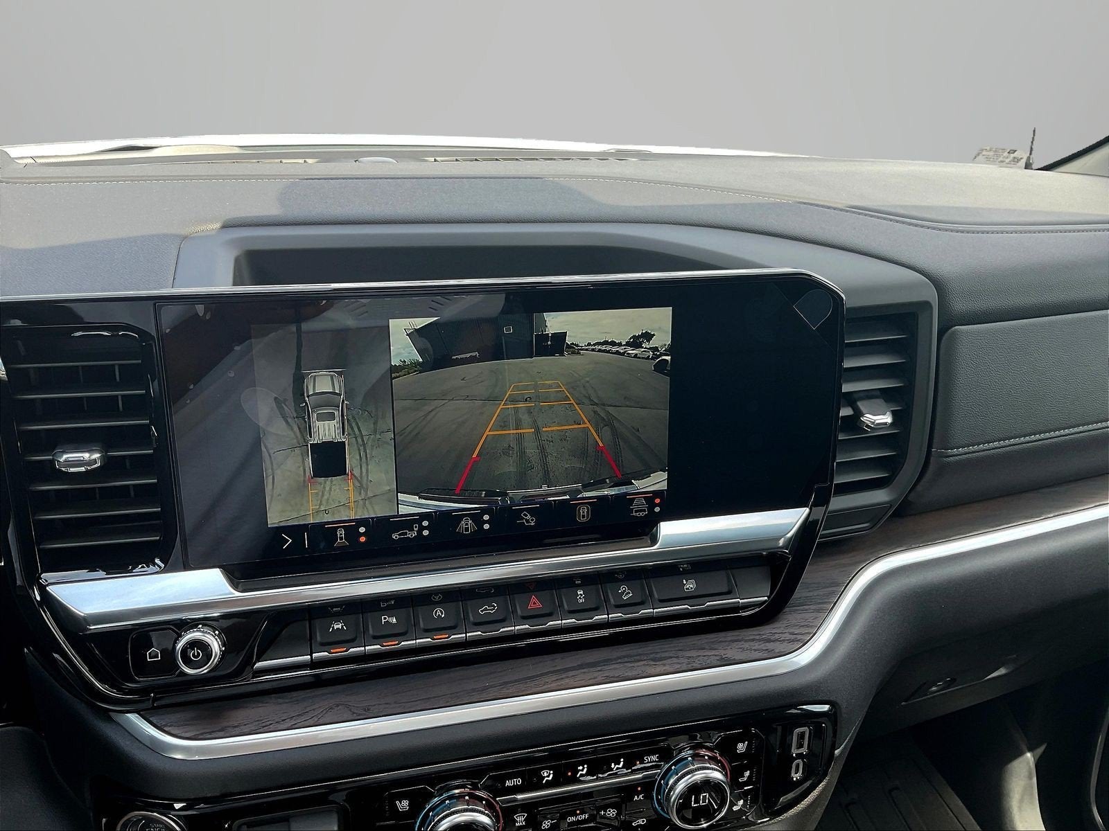 2026 GMC Sierra 1500 SLT - Photo 16