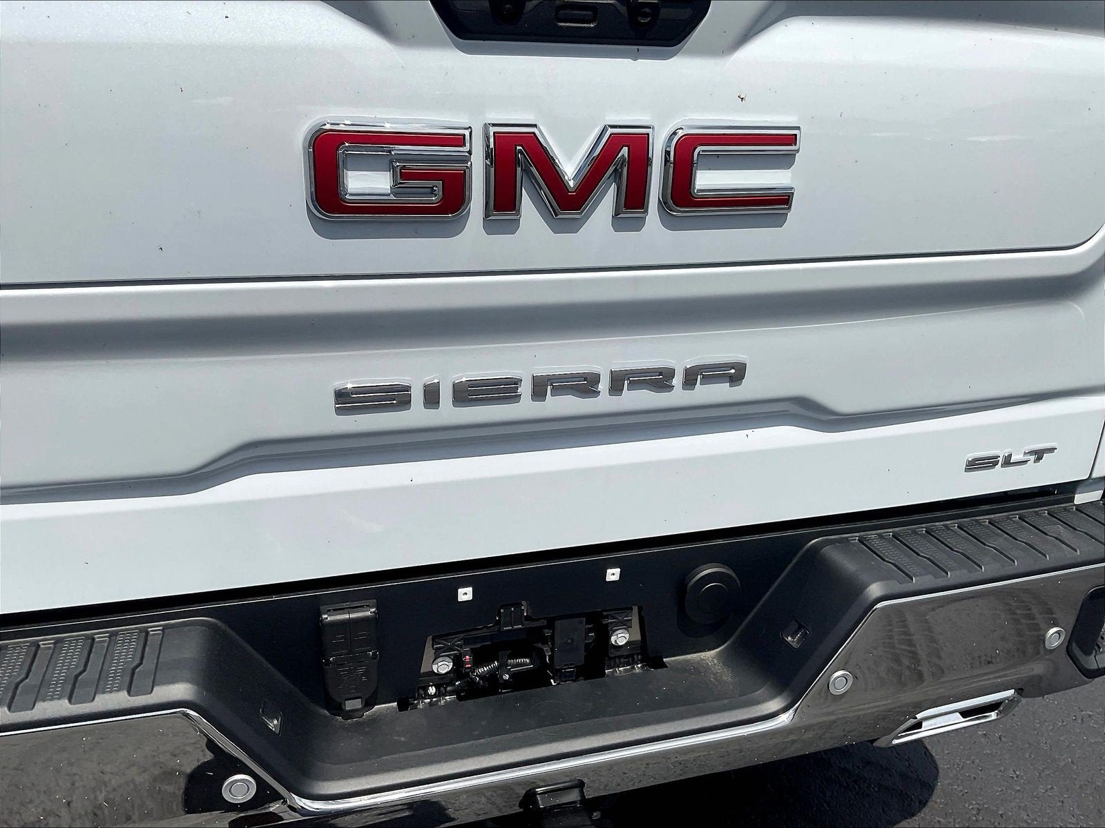 2026 GMC Sierra 1500 SLT - Photo 21