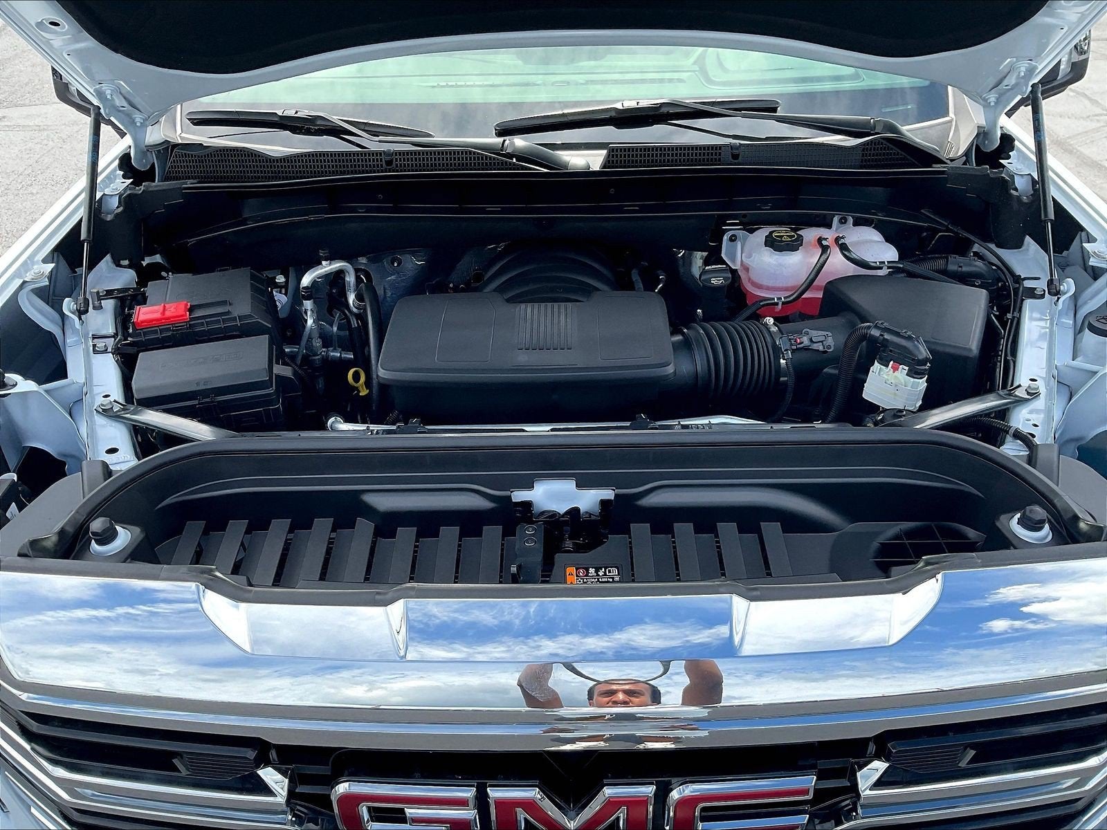 2026 GMC Sierra 1500 SLT - Photo 26