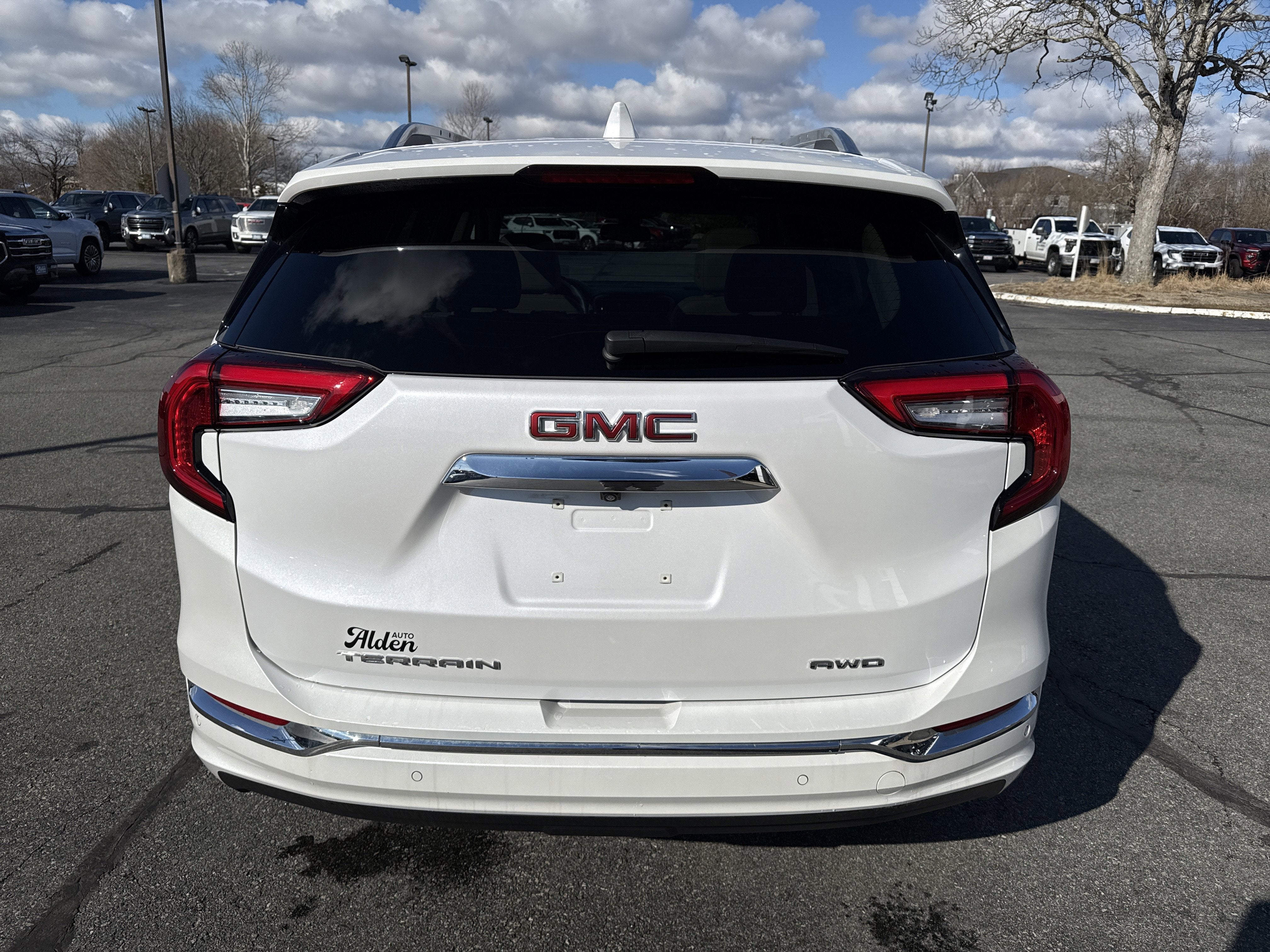 2023 GMC Terrain Denali