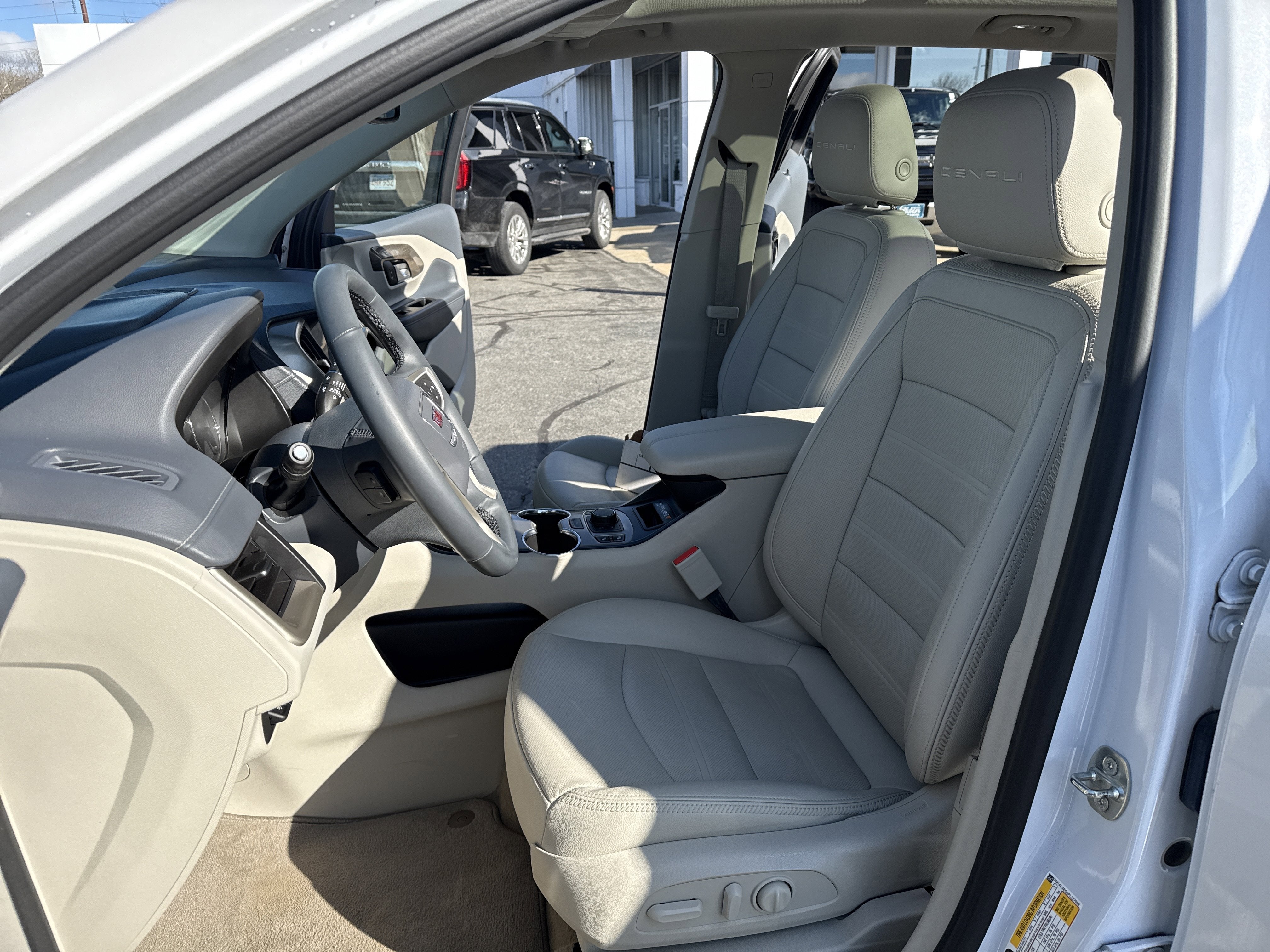 2023 GMC Terrain Denali