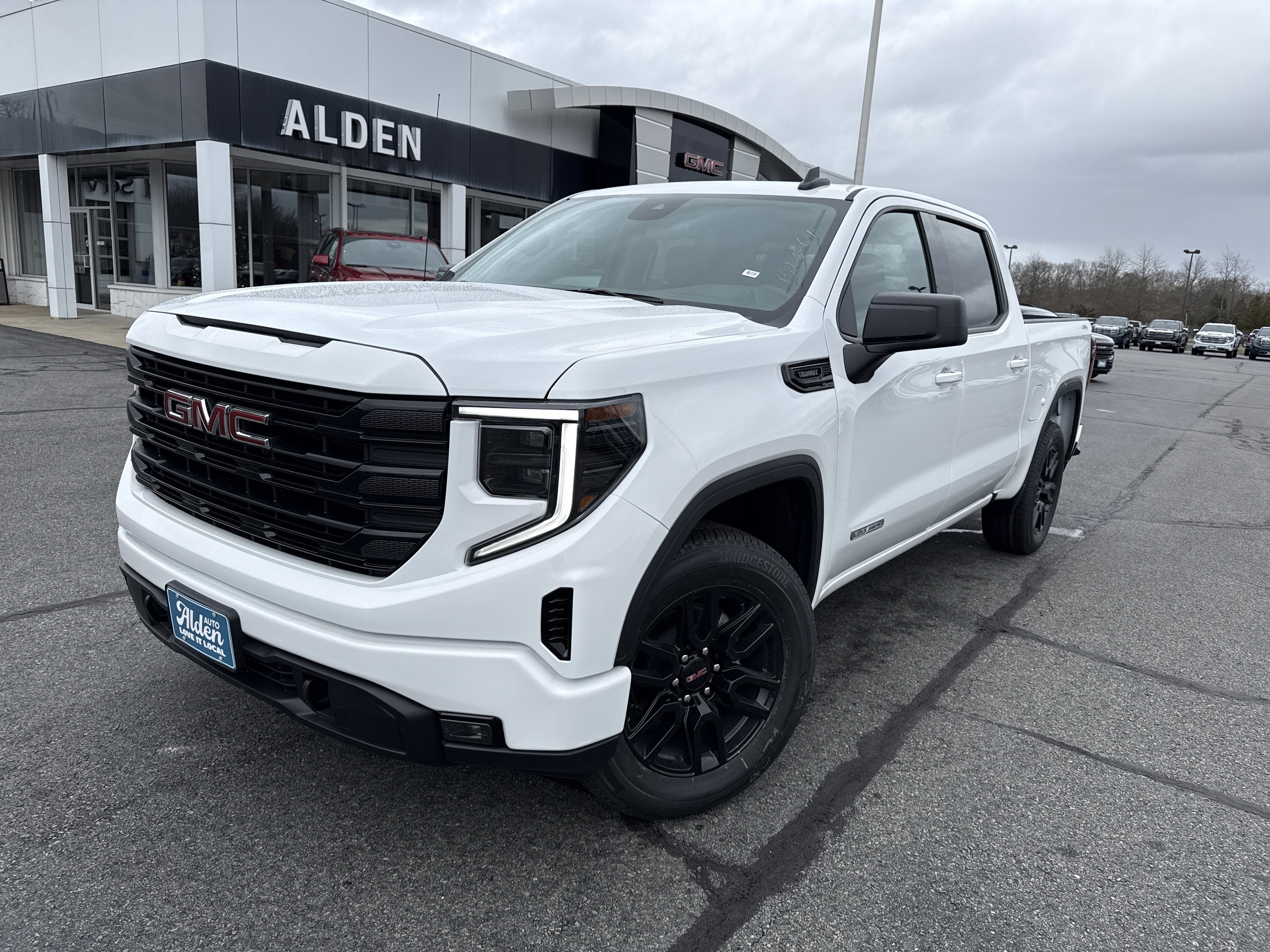 2026 GMC Sierra 1500 Elevation