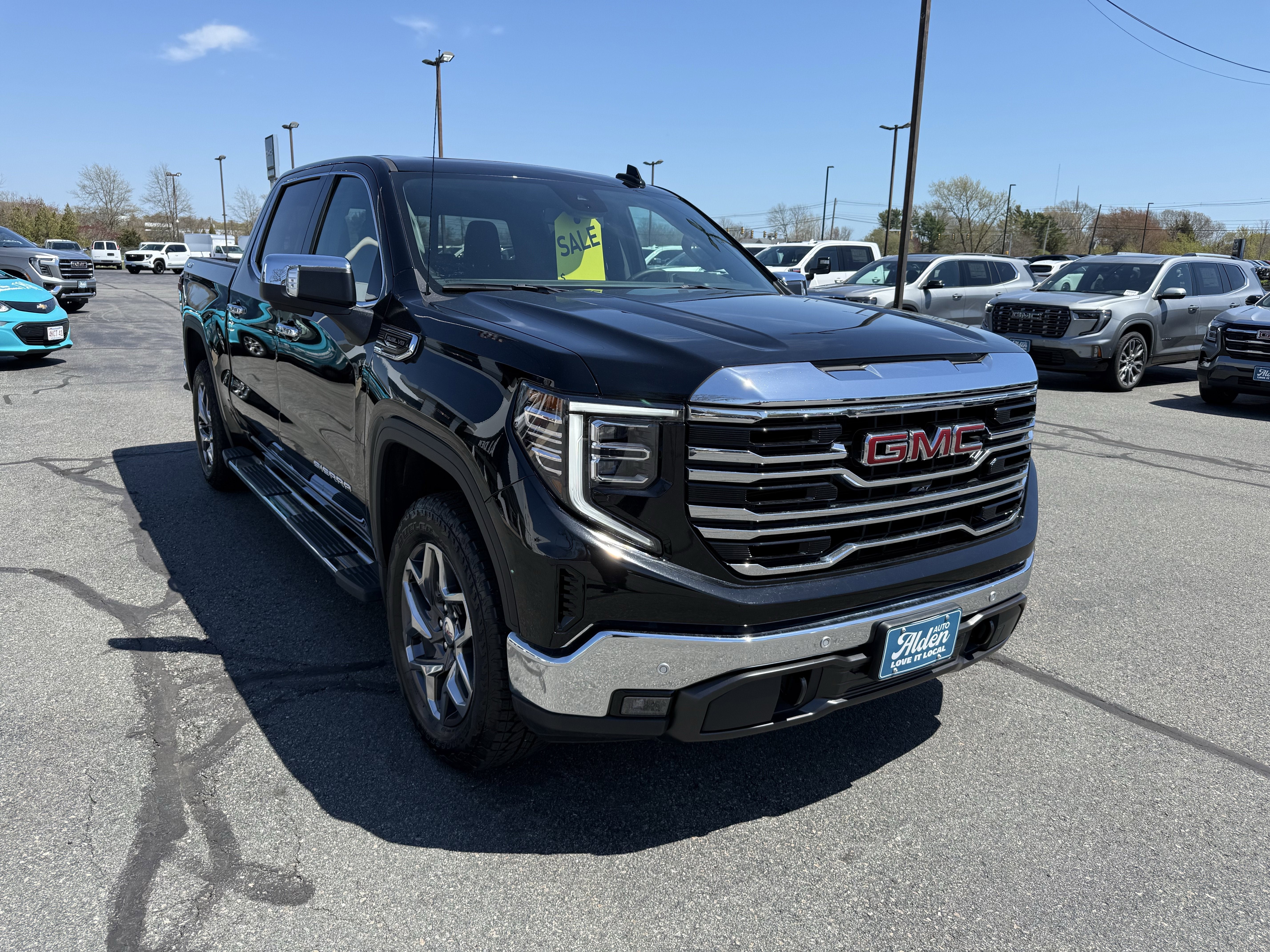 2026 GMC Sierra 1500 SLT