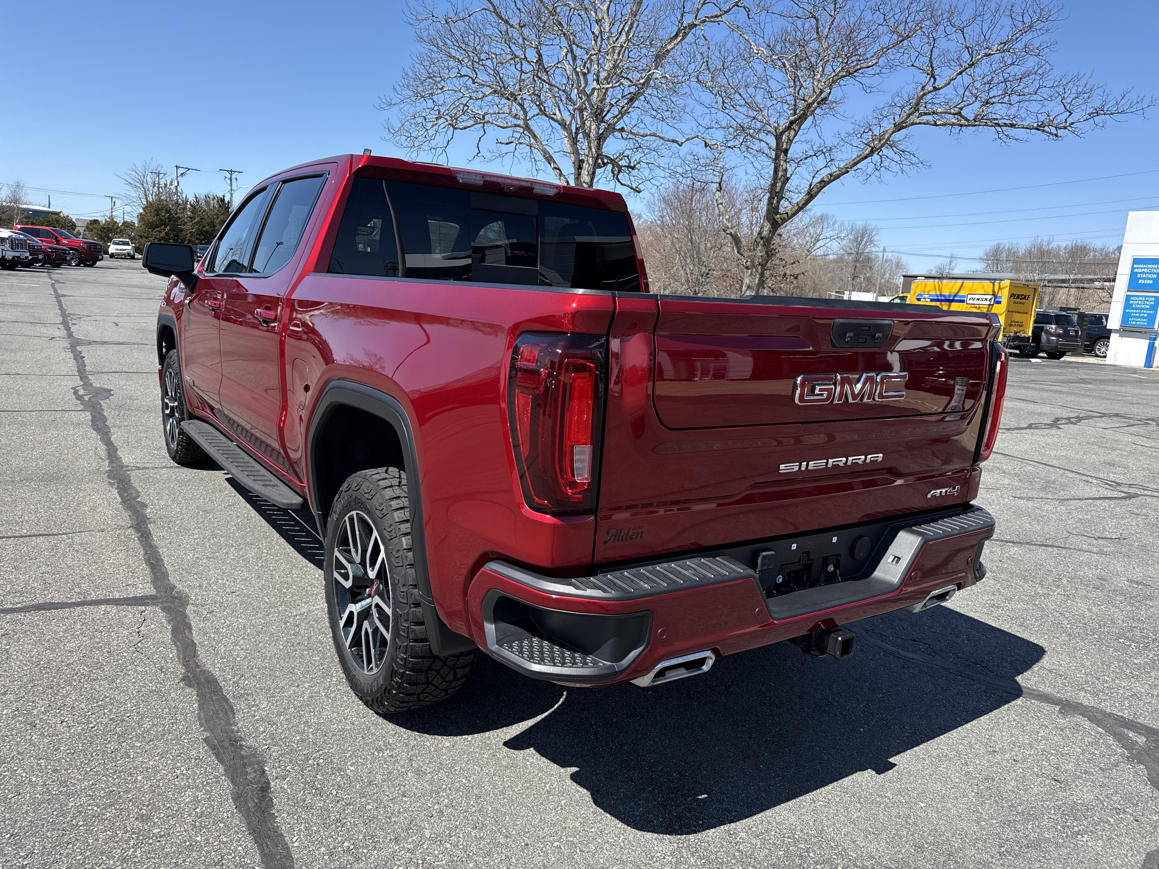 2023 GMC Sierra 1500 AT4