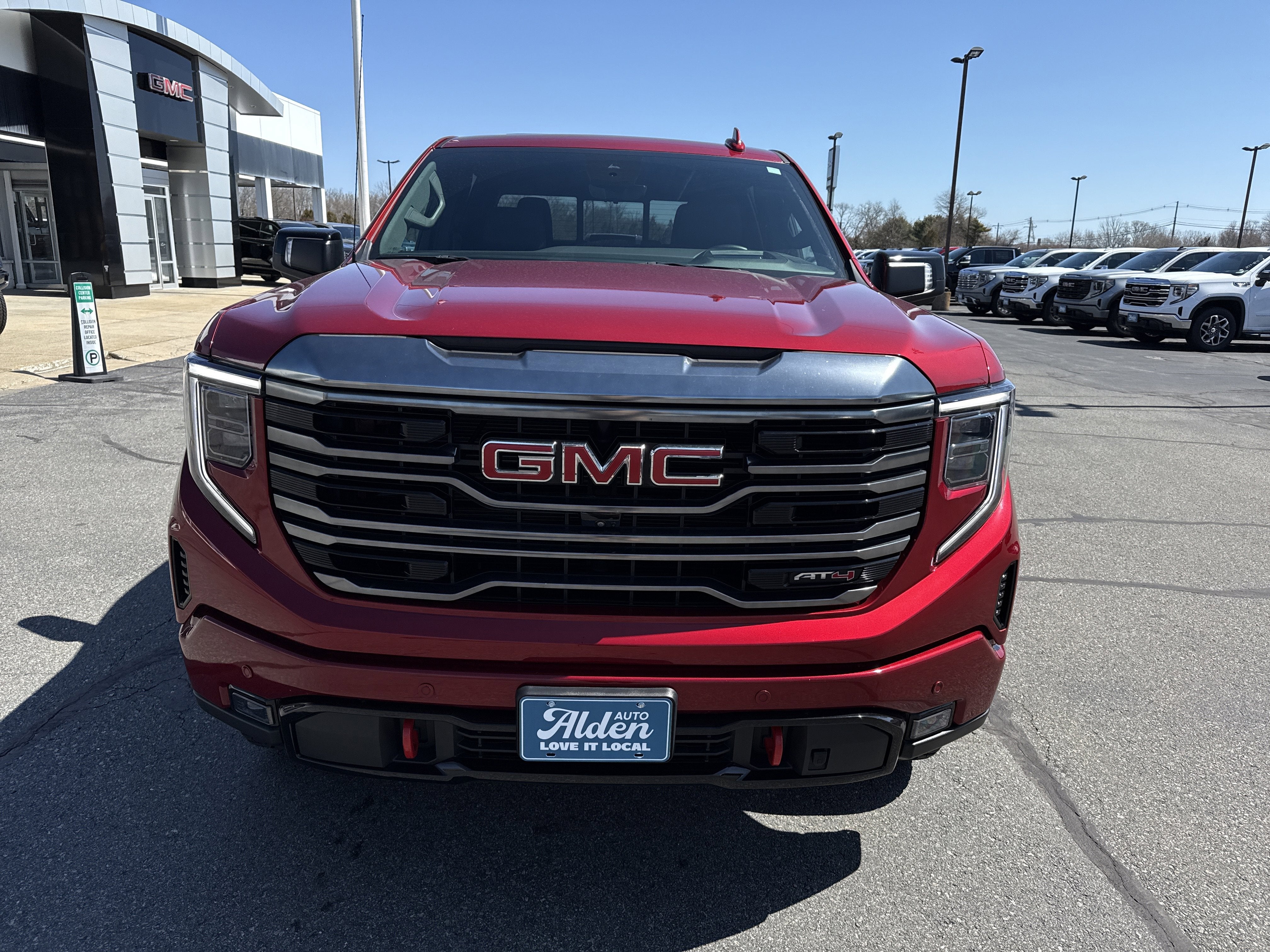 2023 GMC Sierra 1500 AT4