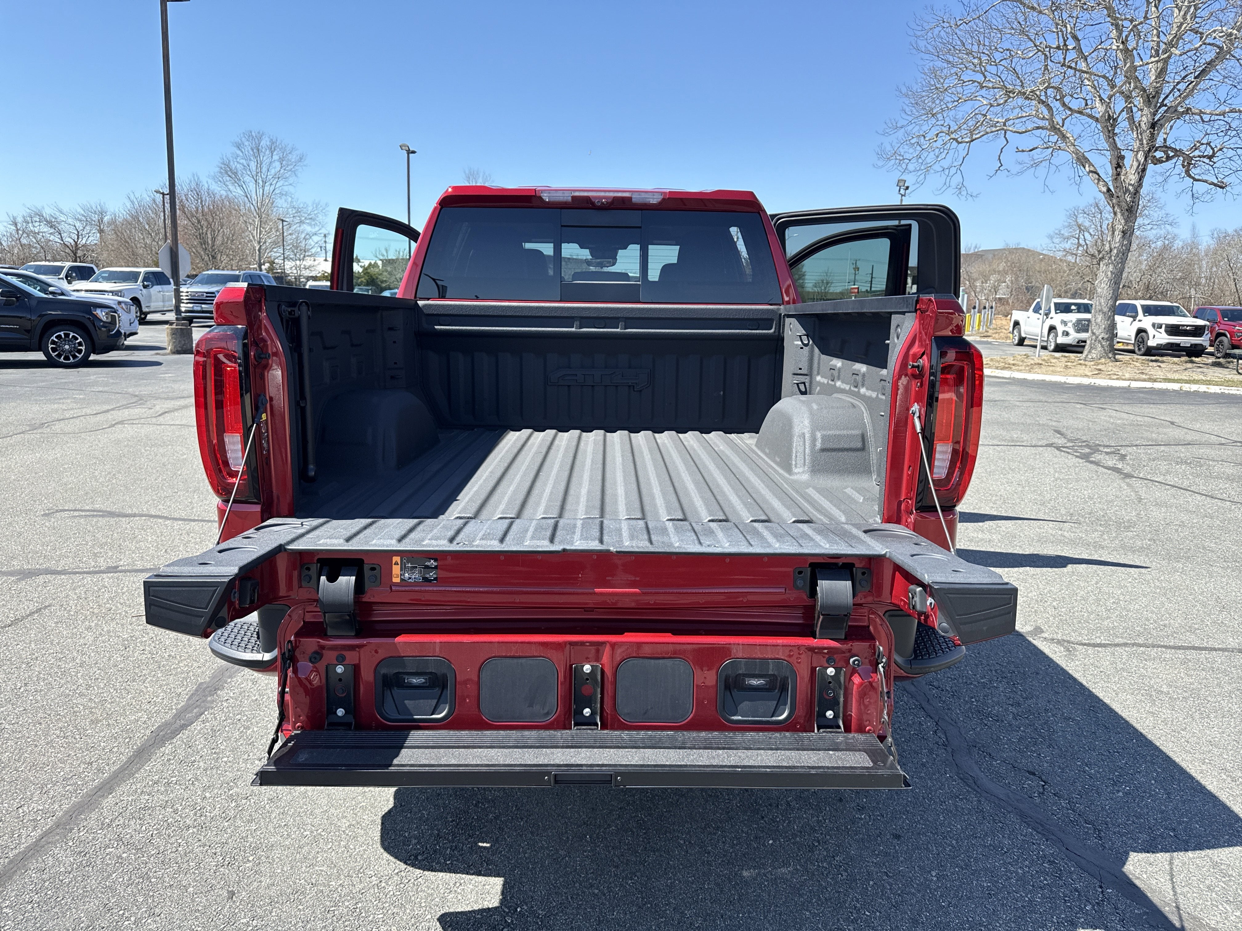 2023 GMC Sierra 1500 AT4