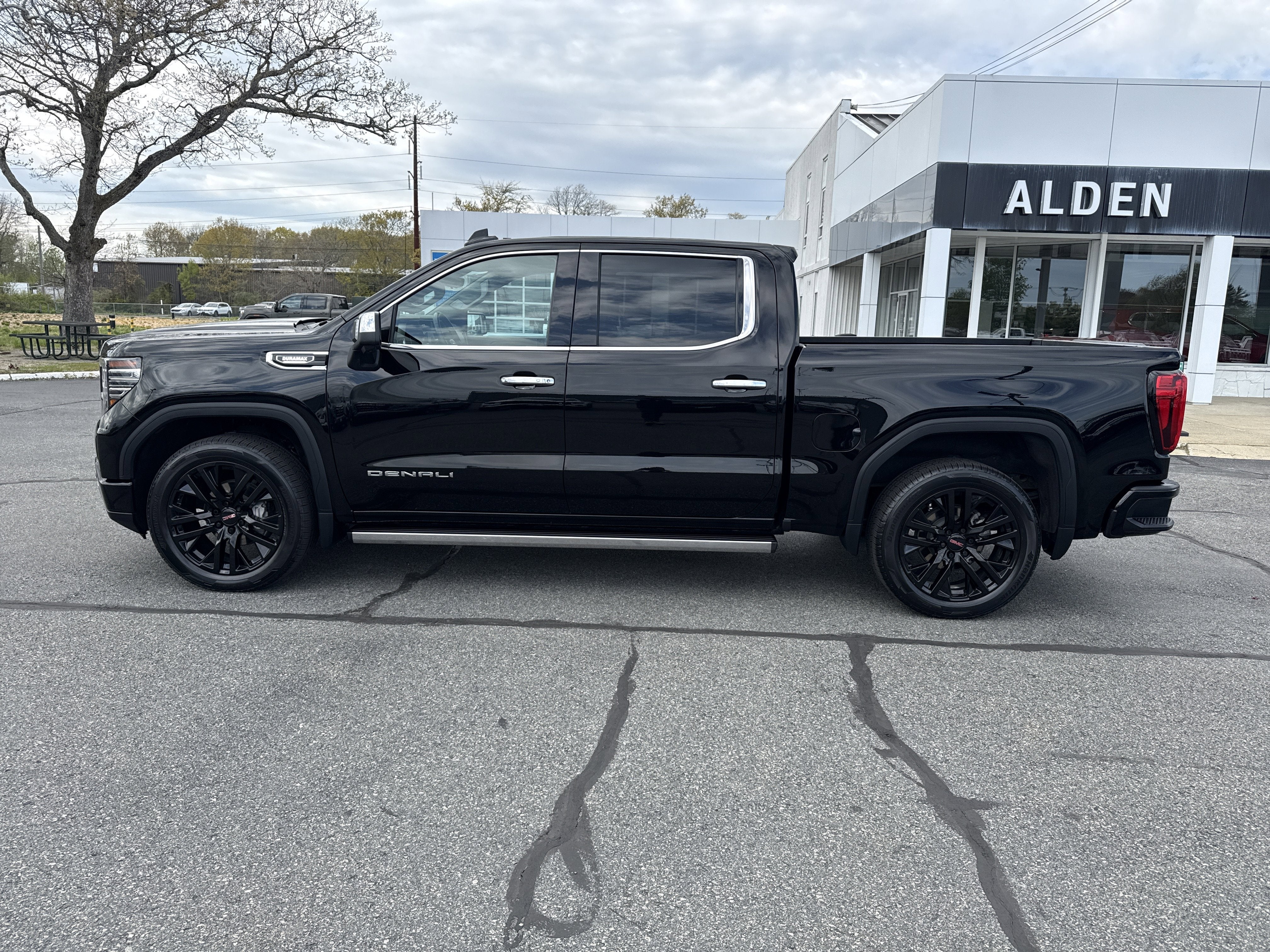 2023 GMC Sierra 1500 Denali