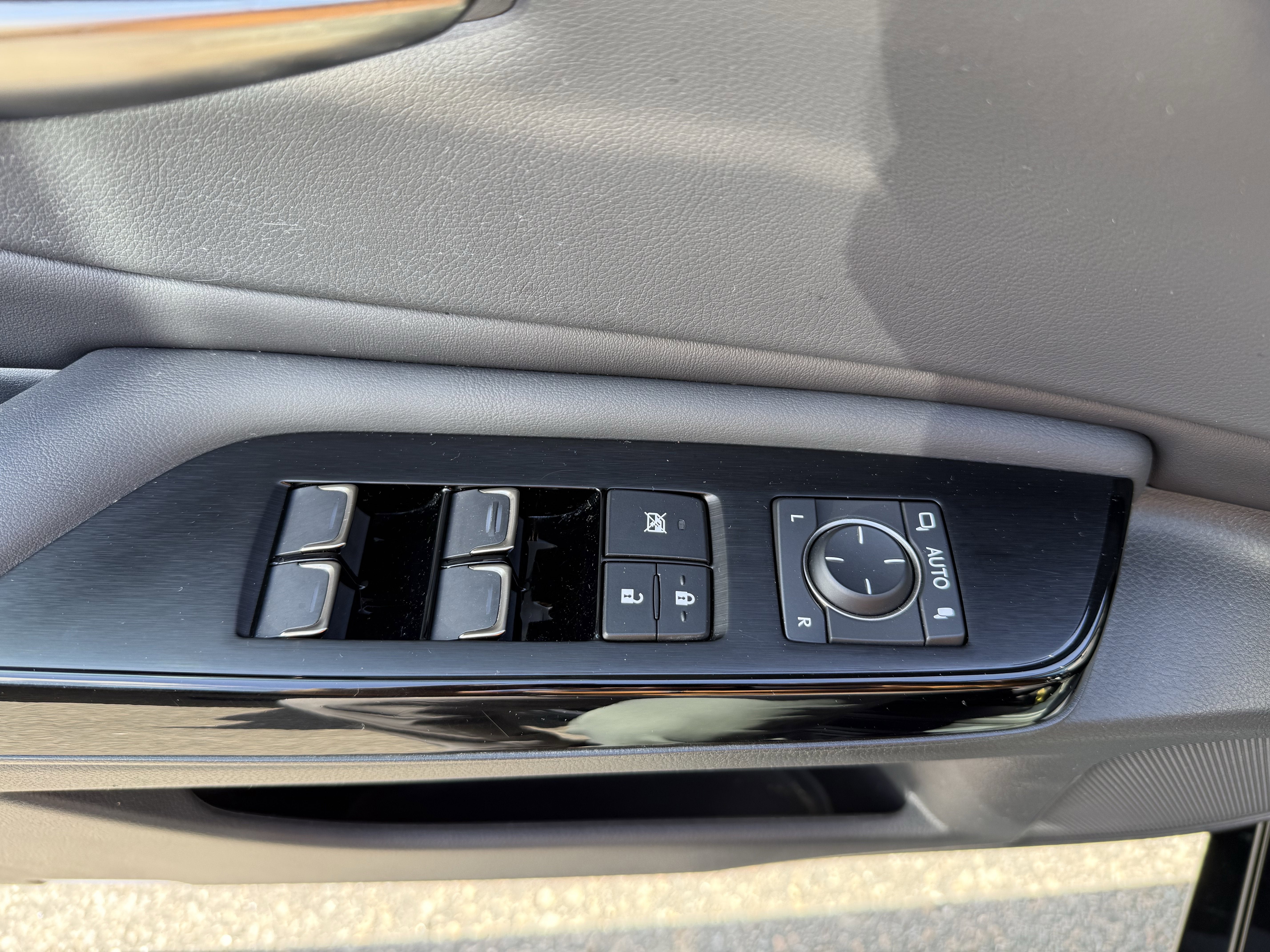 2024 Lexus ES ES 350