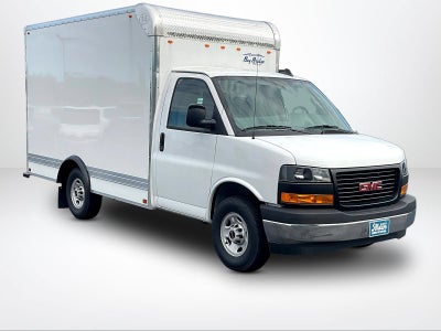 2026 GMC Savana Cutaway 3500 1WT