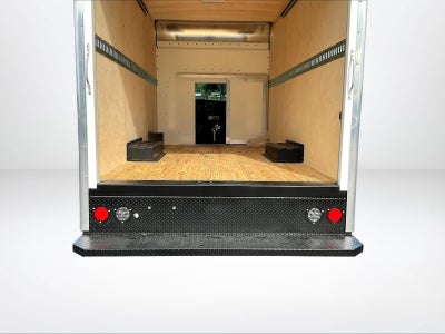 2026 GMC Savana Cutaway 3500 1WT