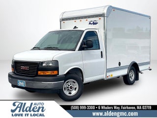 2026 GMC Savana Cutaway 3500 1WT