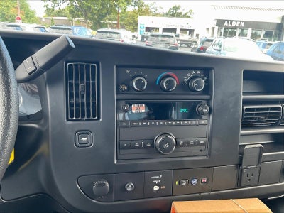 2026 GMC Savana Cutaway 3500 1WT