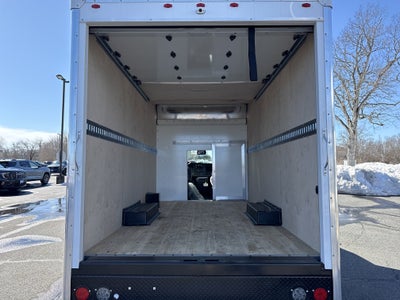 2026 GMC Savana Cutaway 3500 1WT