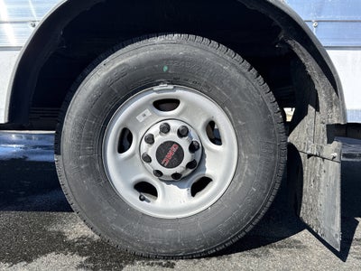 2026 GMC Savana Cutaway 3500 1WT