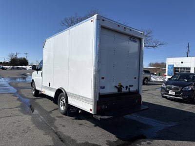 2026 GMC Savana Cutaway 3500 1WT